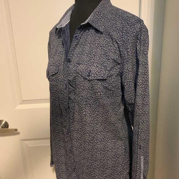 Wind River  shirt in size M - Picture 4 of 8